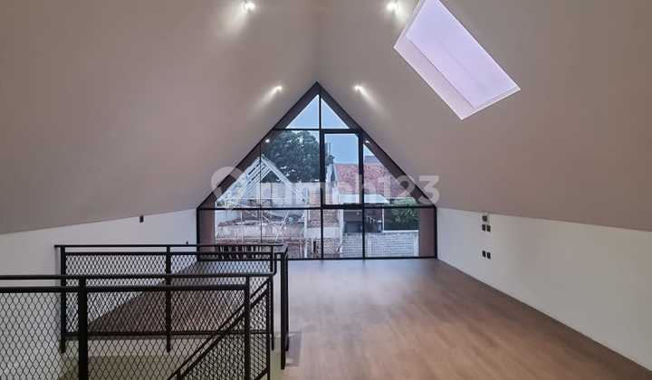 For Quick Sale: Setraduta Riverside Cluster Home, Strategic Location. 2