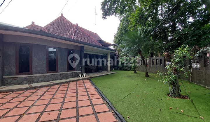 Dijual Rumah Besar Sayap Burangrang Bandung Kota 2