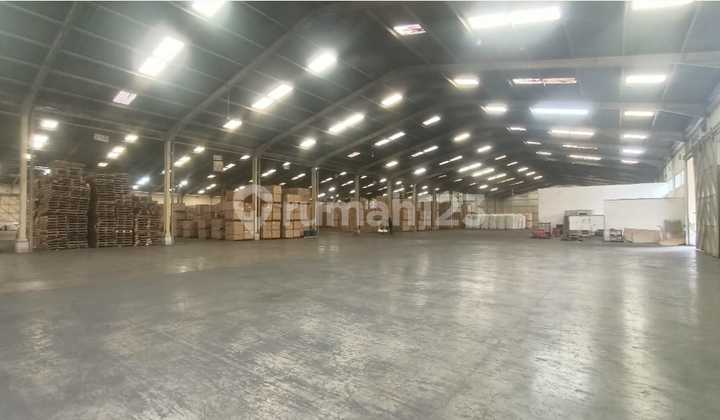 Warehouse for Rent, Cileunyi Area, Container Access