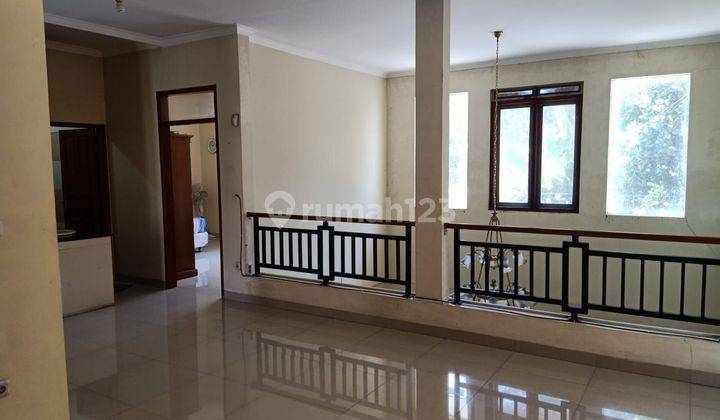 Disewakan Rumah Modern Semi Furnished Setiabudi Regency  2