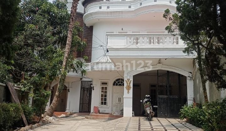 Dijual Rumah Mewah Sayap Pasteur Bandung