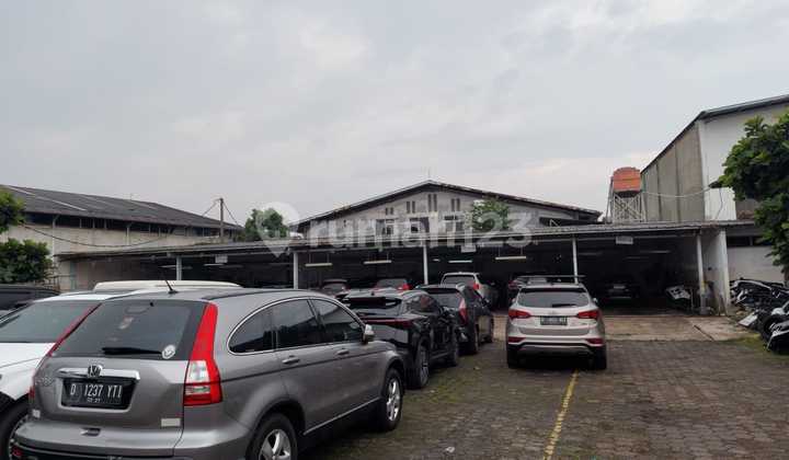 For Rent Commercial Space & Warehouse on Soekarno Hatta Main Road Strategic Location