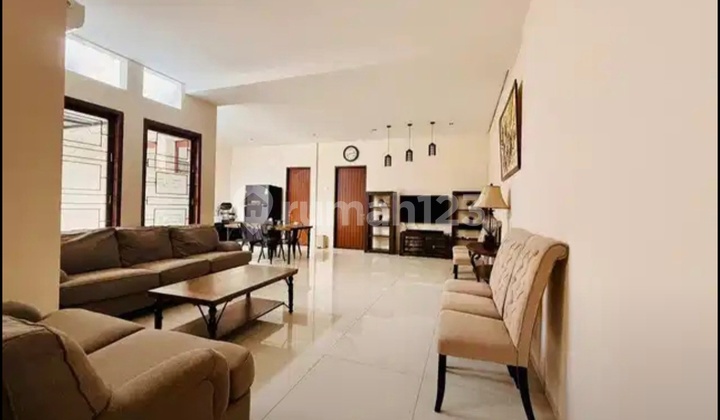 Dijual Cepat Rumah Setrasari Lokasi Strategis Lingkungan Nyaman 2