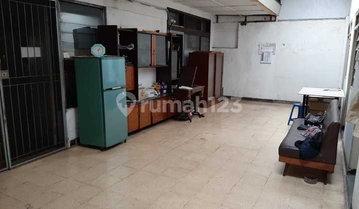 Dijual Rumah Klasik Sayap Riau Siap Pakai 2