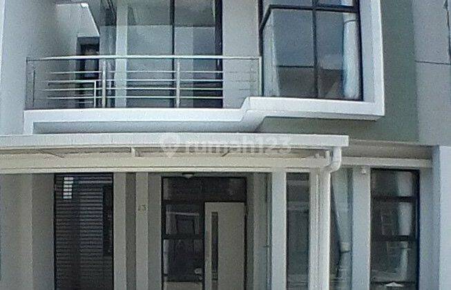 Disewakan Rumah Disetra Rencency Siap Huni Bangunan 2 Lantai 1