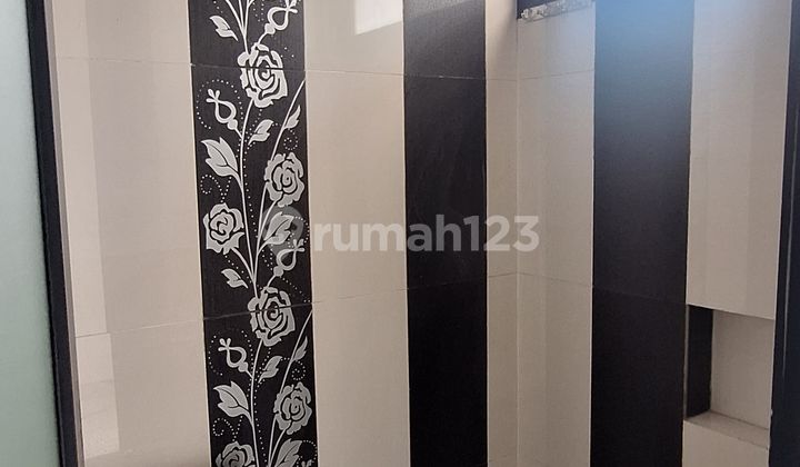 For Rent: Cimahi Islamic Boarding School Complex House For Rent: Cimahi Islamic Boarding School Complex House