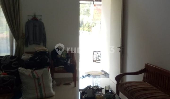 For Sale Modern Minimalist House in Cherry Field 2