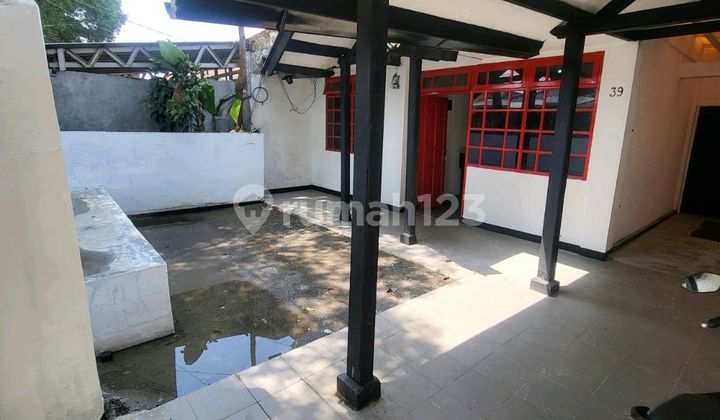 For Rent/Sale Commercial Space & House Suitable for Business For Rent/Sale Commercial Space & House Suitable for Business