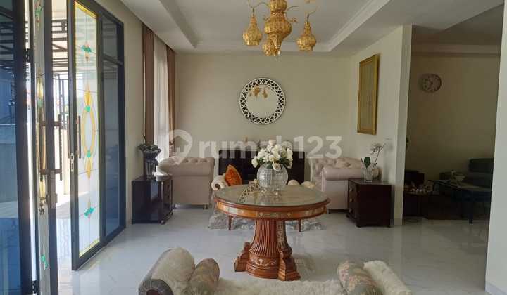 Dijual/Disewakan Rumah Disetiabudi Regency Siap Huni