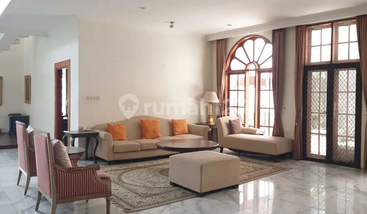 Dijual Rumah Mewah Cipaganti Lokasi Strategis 2
