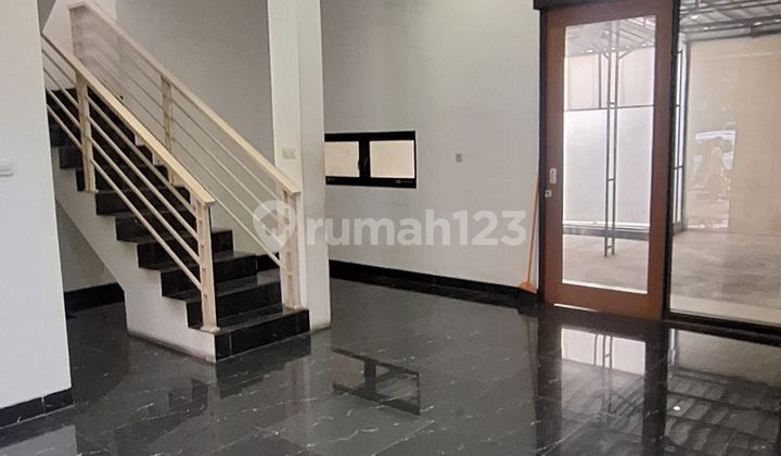 For Rent: Cimahi Islamic Boarding School Complex House For Rent: Cimahi Islamic Boarding School Complex House