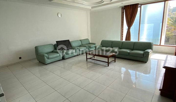 Disewakan Rumah Dihegarmanah Semi Furnished 2