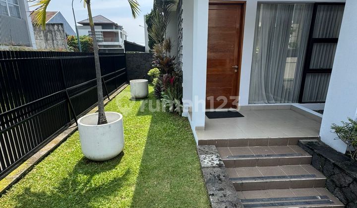 Disewakan/dijual Rumah Setraduta Cipaganti Siap Huni Disewakan/dijual Rumah Setraduta Cipaganti Siap Huni