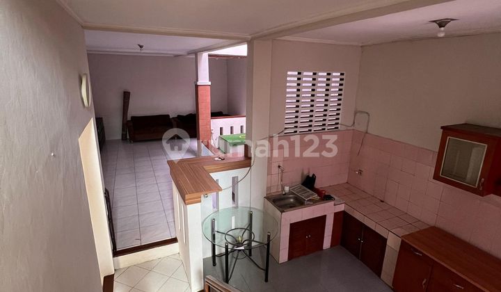 Disewakan Rumah Disayap Pasteur Furnished 2