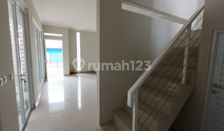 Dijual Rumah Cihanjuang Bangunan Minimalis Modern 2