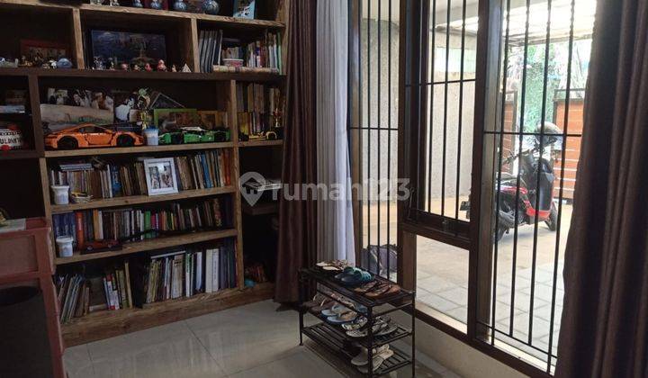 Dijual Rumah Asri Dilembang Cikole Furnished 2