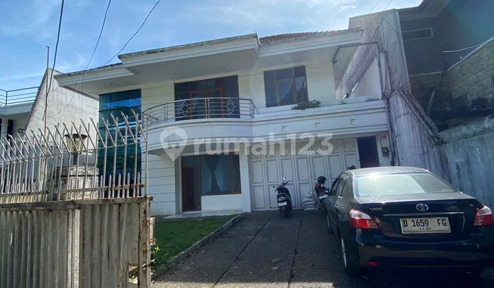 Disewakan Rumah Dihegarmanah Semi Furnished