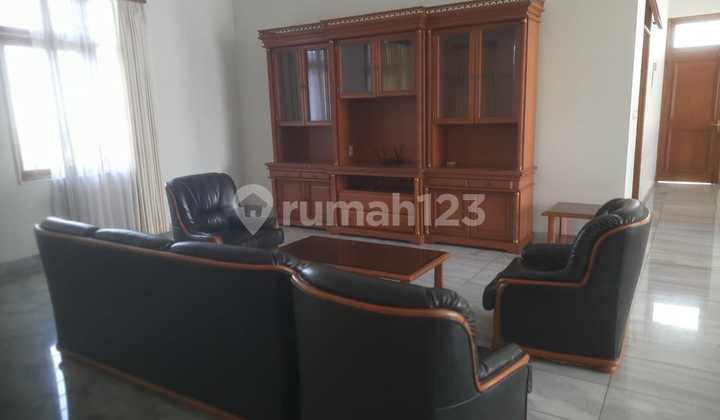 For Rent Setrasari House Near Gerlong Strategic Location 2