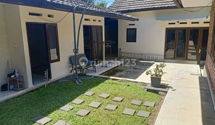 Dijual Rumah Asri Dilembang Cikole Furnished 1