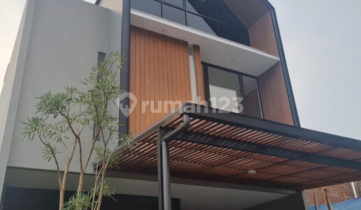 Dijual Cepat Rumah Setraduta Cluster Riverside Lokasi Strategis Dijual Cepat Rumah Setraduta Cluster Riverside Lokasi Strategis