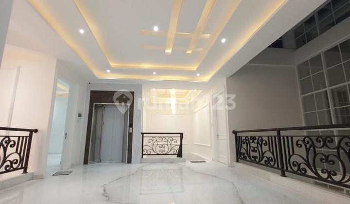 Rumah Brand New di Pik Ukuran 332 M2