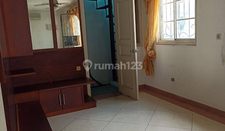 Rumah di Pik Ukuran 10 X 18 Fully Furnished 1