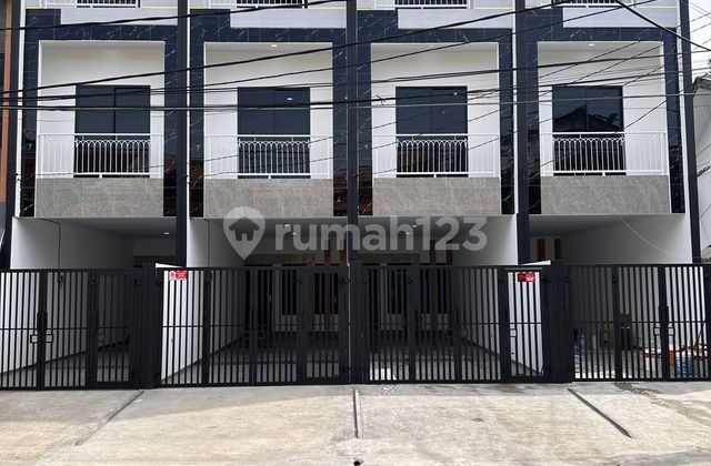 Rumah Brand New di Tanjung Duren Ukuran 3,5 X 19,5 2