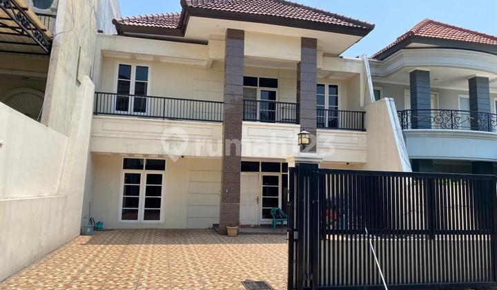 House in PIK Size 300 m2 House in PIK Size 300 m2