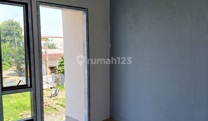 Rumah 2 Lantai Baru Unfurnished SHM di Sumber Jaya , Bekasi 2