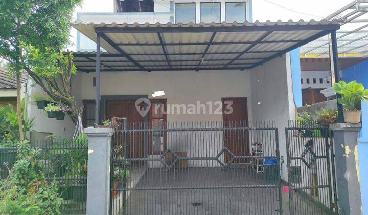 Rumah 2 Lantai Bagus Unfurnished SHM di Bojong Rawalumbu , Bekasi 1