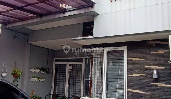 Rumah Bagus MINIMALIS STRATEGIS Di Bukit Duri Dekat STASIUN TEBET Jaksel
Jalan Lebar 2 Mobil Cuma 2,6 M 2