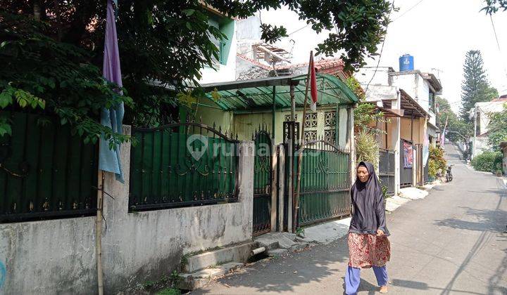 Rumah Luas Murah Strategis Dekat Stasiun Lenteng Agung Jakarta Selatan 2