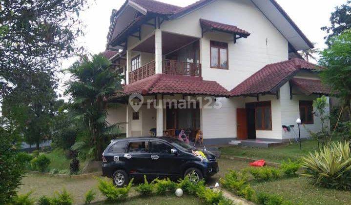 Villa Luas Asri Sejuk Nyaman Fasilitas Lengkap Full Furnished Di Cisarua Puncak Bogor 1