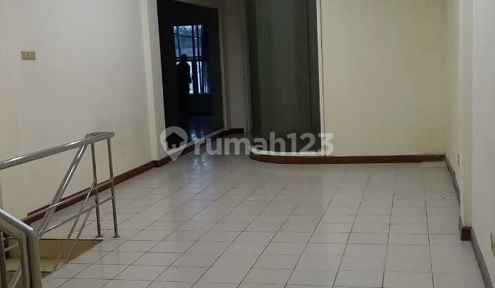 Ruko 3,5 Lantai Bagus Strategis Pinggir Jalan Raya Di Kebayoran Lama Jakarta Selatan 4