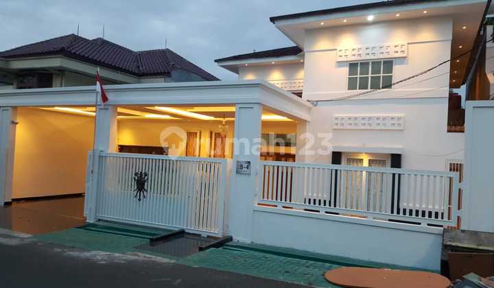 Rumah Mewah Dalam Komplek Elit Strategis Di Jagakarsa Jakarta Selatan Dekat Pintu Tol Brigif Desari 1