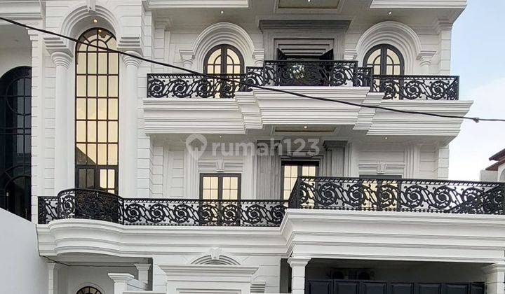 Rumah Baru Luas Hook Mewah Modern Classic Cluster Di Pinggir Jalan Raya Utama Jagakarsa Jaksel 1