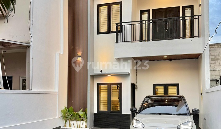 Rumah Bagus Baru Renov Siap Huni Nyaman Strategis di Jagakarsa Jakarta Selatan Dekat Akses Tol 2
