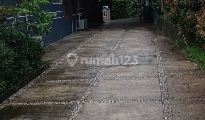 Wide, Beautiful, Comfortable, Cool Villa in Cisarua Puncak Bogor at an Affordable Price