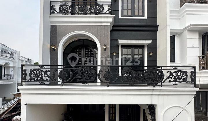 CLASSIC ELEGANT 3-STORY NEW HOUSE IN A STRATEGIC CLUSTER NEAR THE STATION IN JAGAKARSA, SOUTH JAKARTA