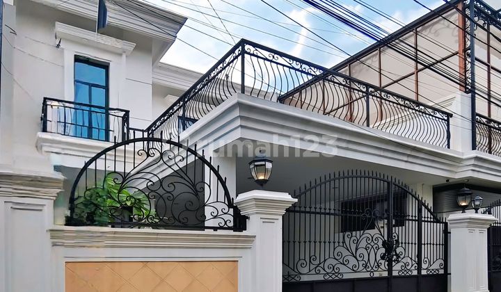 RUMAH BARU TMURAH HUNIAN CLASSIC FULL FURNISHED PRIVATE POOL DI JAGAKARSA JAKARTA SELATAN