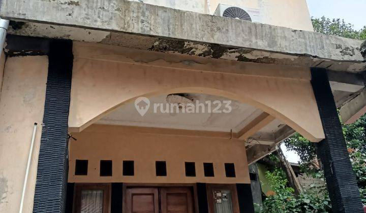 Rumah 3 Lantai Murah Strategis Dekat Stasiun Lenteng Agung Jakarta Selatan Kamar Banyak 450 Juta 1