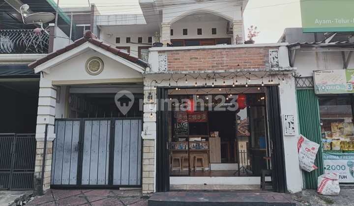 Comfortable House Wide Road Very strategic in Jagakarsa near Lenteng Agung Station