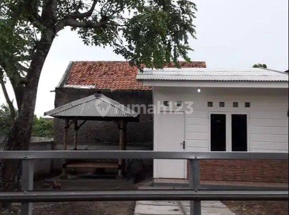 Dijual 2 Rumah Kontrakan Beserta Tanah 150 M2 2