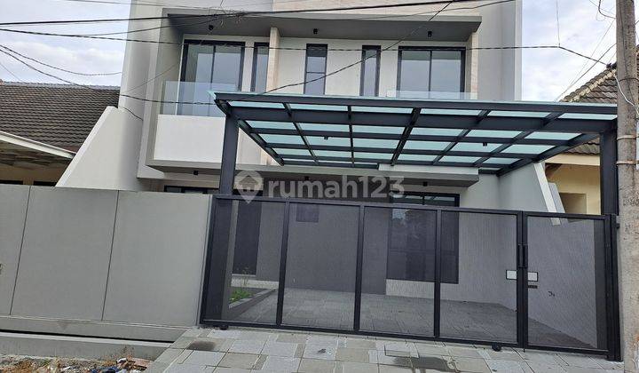 C007. Rumah 2 Lantai Baru Mnimalis Modern Pondok Candra, Sidoarjo 1