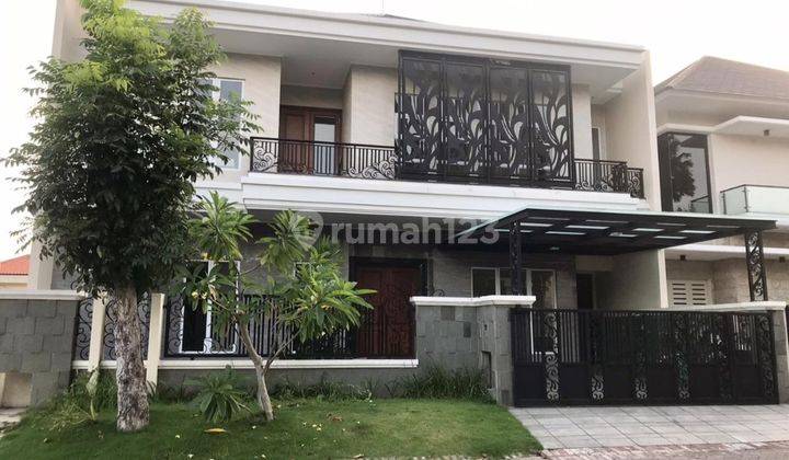 Dijual Rumah Baru Mediterania Modern Graha Family, Surabaya 1