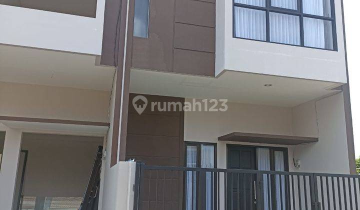 D057. Dijual Rumah Baru 2 Lantai Gunung Anyar Tambak 2