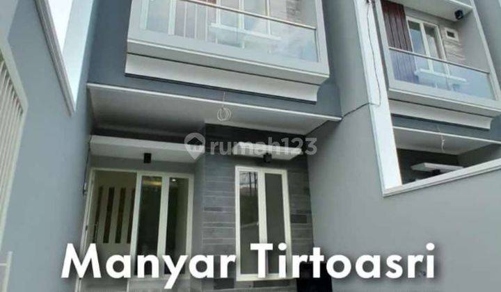 D097. Dijual Rumah Baru Scandinavian Manyar Tirtoasri 1