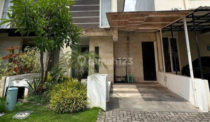 D109. Super Murah Rumah 2 Lt Dian Istana Moca Verbana Full Furnished 1