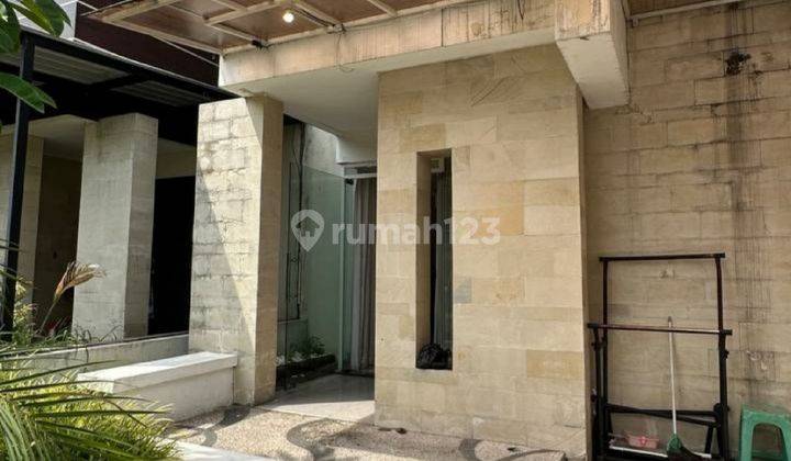 D109. Super Murah Rumah 2 Lt Dian Istana Moca Verbana Full Furnished 2