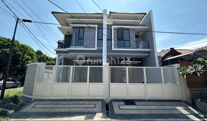 D107. Dijual Rumah Baru Modern Minimalis Medokan Asri Utara 2